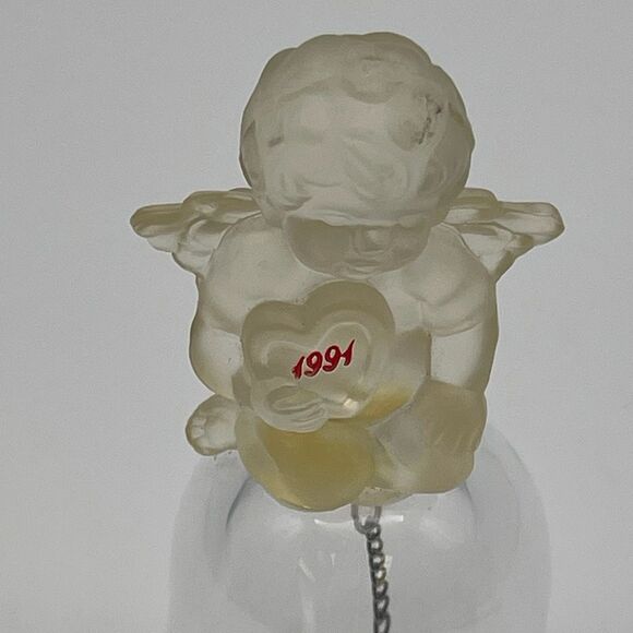 VINTAGE AVON 1991 'Love Crystal Bell' w/Cherub Handle 24+% Full Lead Crystal - Picture 6 of 12